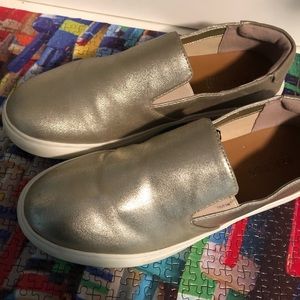 Kenneth cole gold boat shoes
